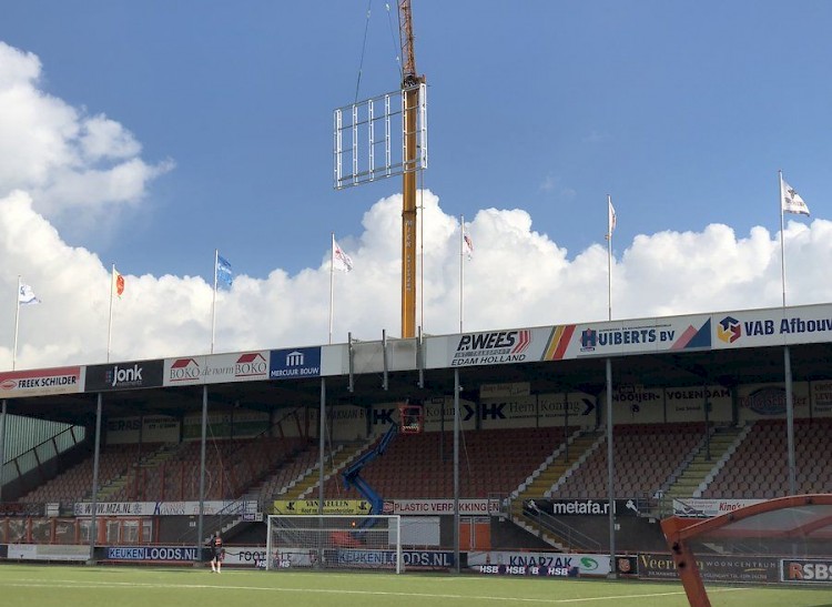 Achterconstructie videowalls FC Volendam