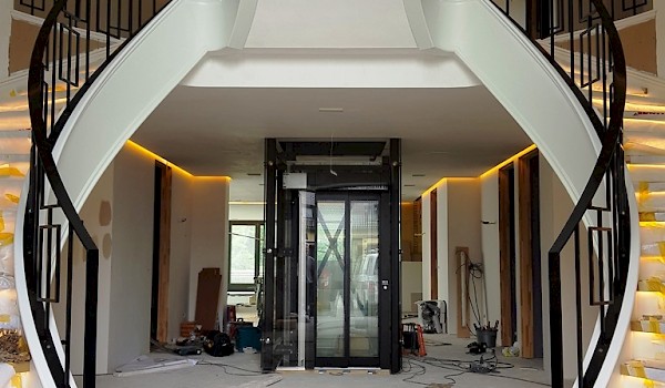 Traphek woning te Vinkeveen